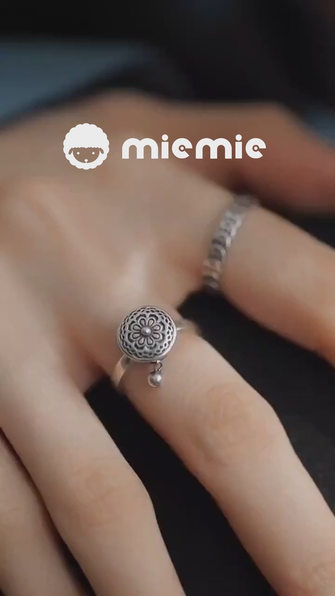 Load video: Experience the perfect blend of mindfulness, style, and spiritual connection with the S925 sterling silver rotatable ring. Designed with the sacred Six-Word Mantra, every spin brings blessings, compassion, and harmony into your daily life.